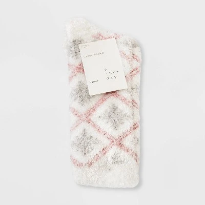New 🎁 Women's Snowflake Cozy Crew Socks - A New Day™ 4-10 Ivory/pink 🥰 3 New 🎁 Women's Snowflake Cozy Crew Socks - A New Day™ 4-10 Ivory/pink 🥰